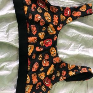 Size 2xl me undies pumpkin bralette